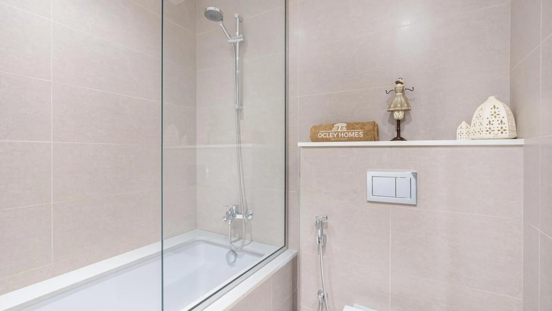 Stunning Renovated Home With Full Burj Khalifa View Ντουμπάι 0*,  Ηνωμένα Αραβικά Εμιράτα